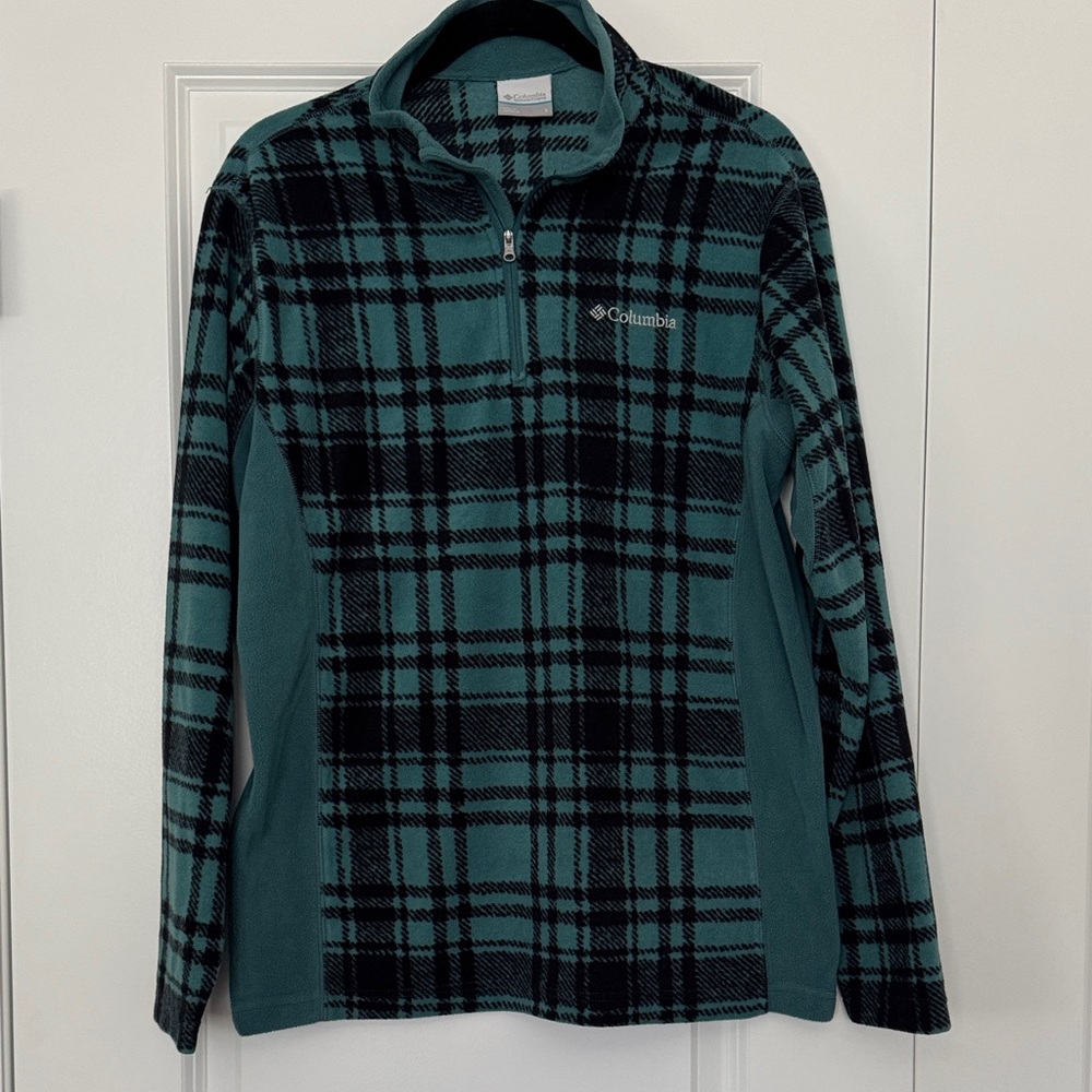 Columbia Green and Black Plaid Women's Top
